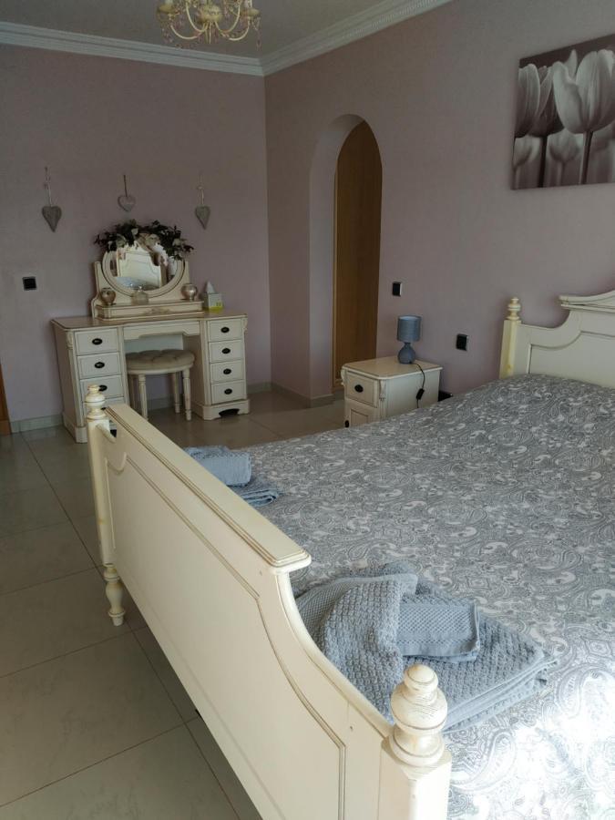 Villa Casa Del Sol 3 Bedroom Villa With Private Solar Covered 12M X 6M Pool Minimum Stay 7 Nights Chromecast And Wifi Throughout The Property Triquivijate Exteriör bild