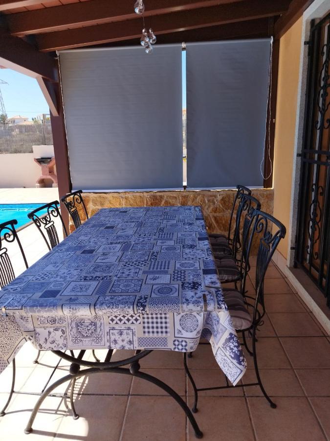 Villa Casa Del Sol 3 Bedroom Villa With Private Solar Covered 12M X 6M Pool Minimum Stay 7 Nights Chromecast And Wifi Throughout The Property Triquivijate Exteriör bild