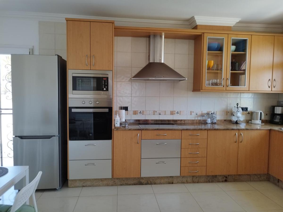 Villa Casa Del Sol 3 Bedroom Villa With Private Solar Covered 12M X 6M Pool Minimum Stay 7 Nights Chromecast And Wifi Throughout The Property Triquivijate Exteriör bild