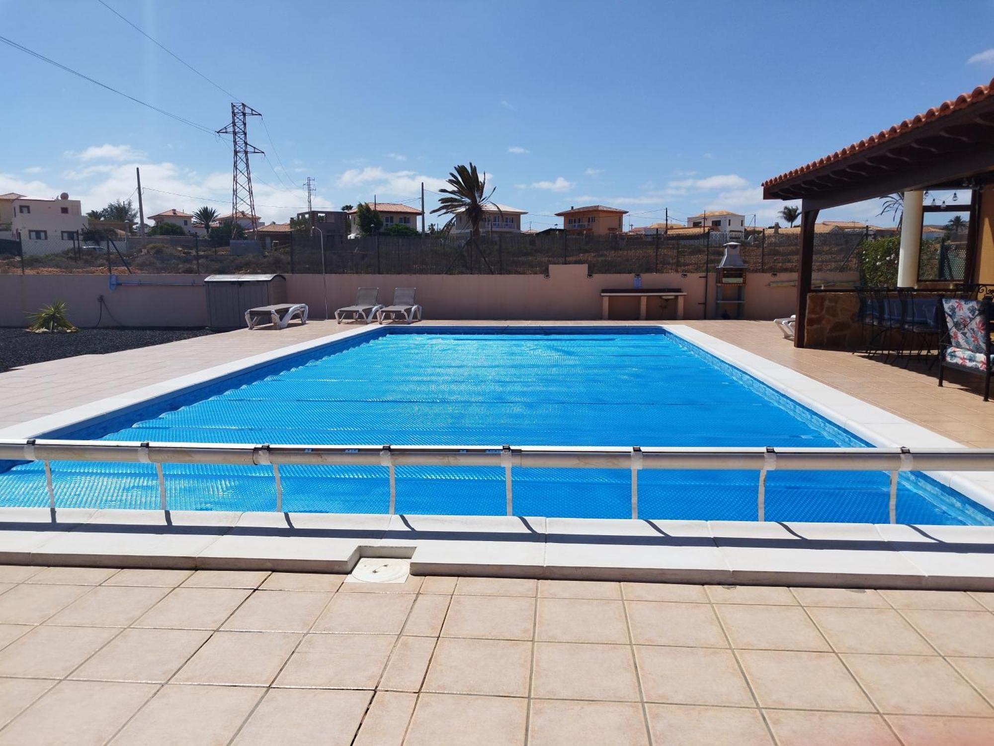 Villa Casa Del Sol 3 Bedroom Villa With Private Solar Covered 12M X 6M Pool Minimum Stay 7 Nights Chromecast And Wifi Throughout The Property Triquivijate Exteriör bild