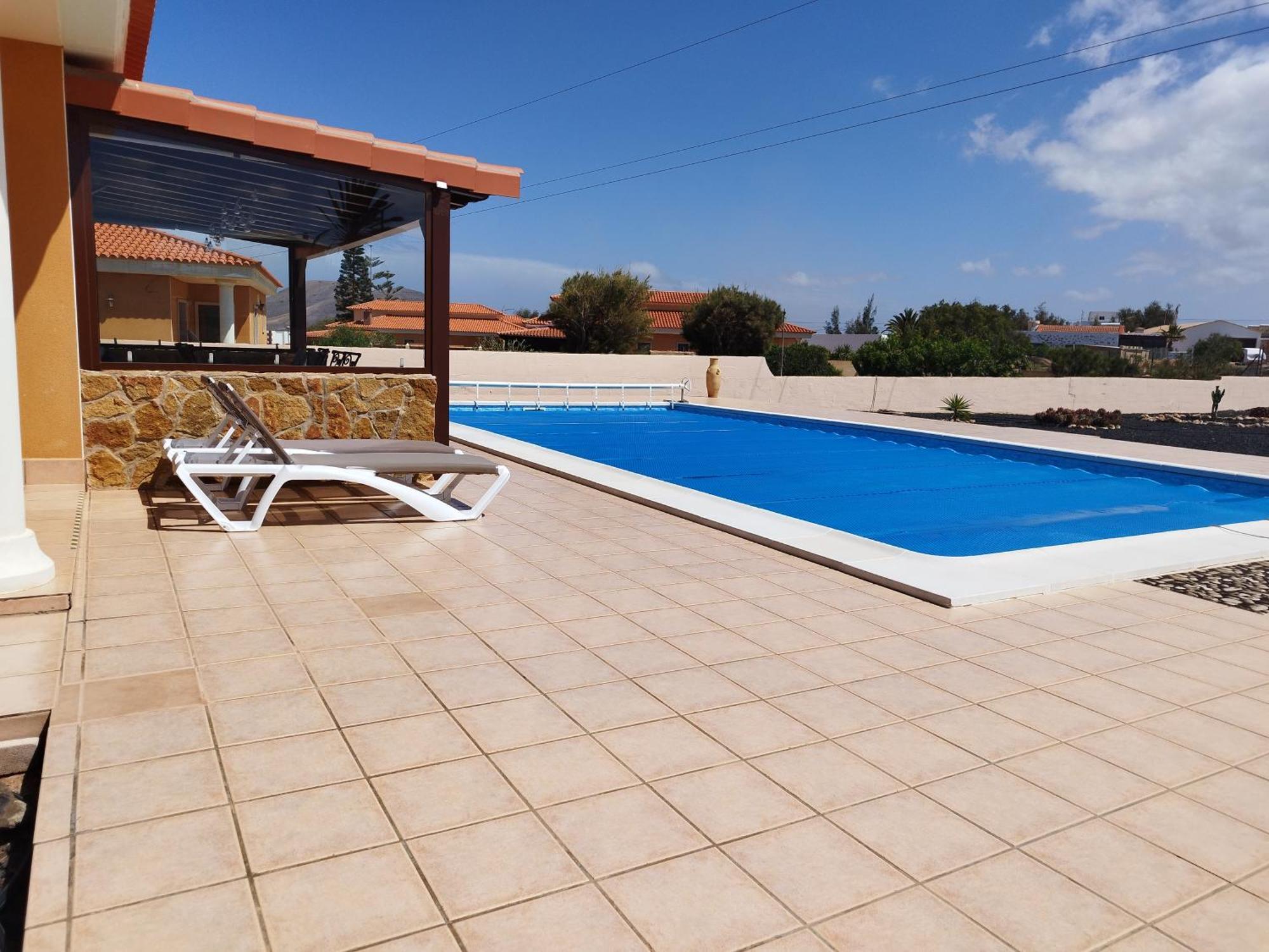 Villa Casa Del Sol 3 Bedroom Villa With Private Solar Covered 12M X 6M Pool Minimum Stay 7 Nights Chromecast And Wifi Throughout The Property Triquivijate Exteriör bild